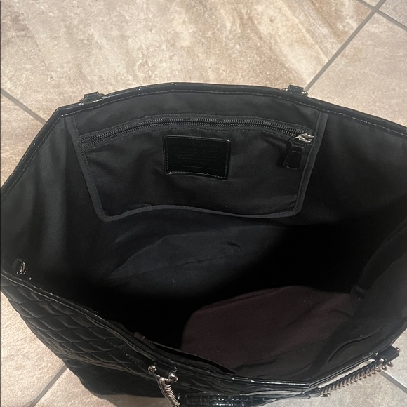 Coach Black Quilted Tote Bag - Picture 3 of 4